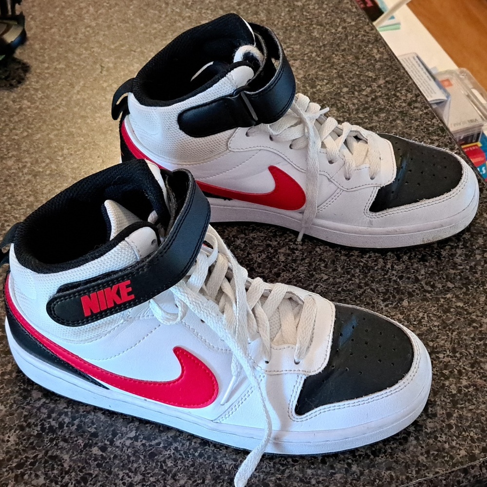 Nike Court Borough Mid 2 Kids' Shoes